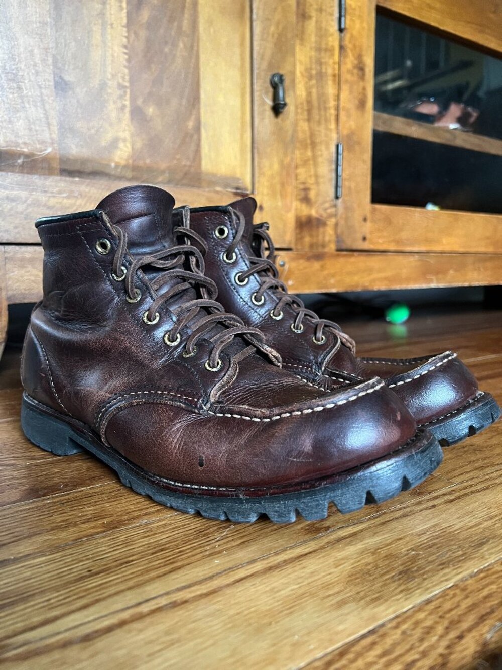 Red Wing 4183 Classic Moc 6” Boot — Size 9.5 D — Oxblood — Made in USA